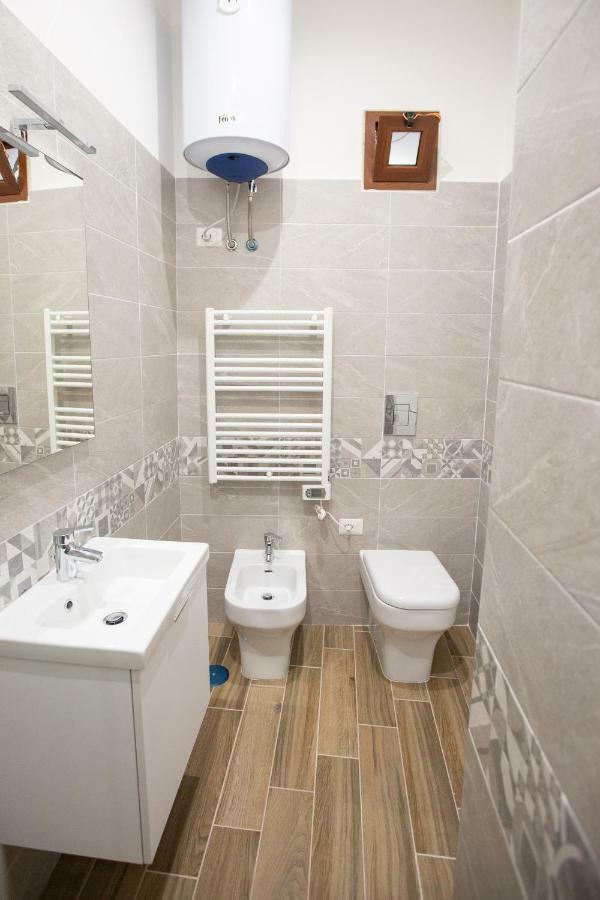Marta House Διαμέρισμα Νάπολη Εξωτερικό φωτογραφία